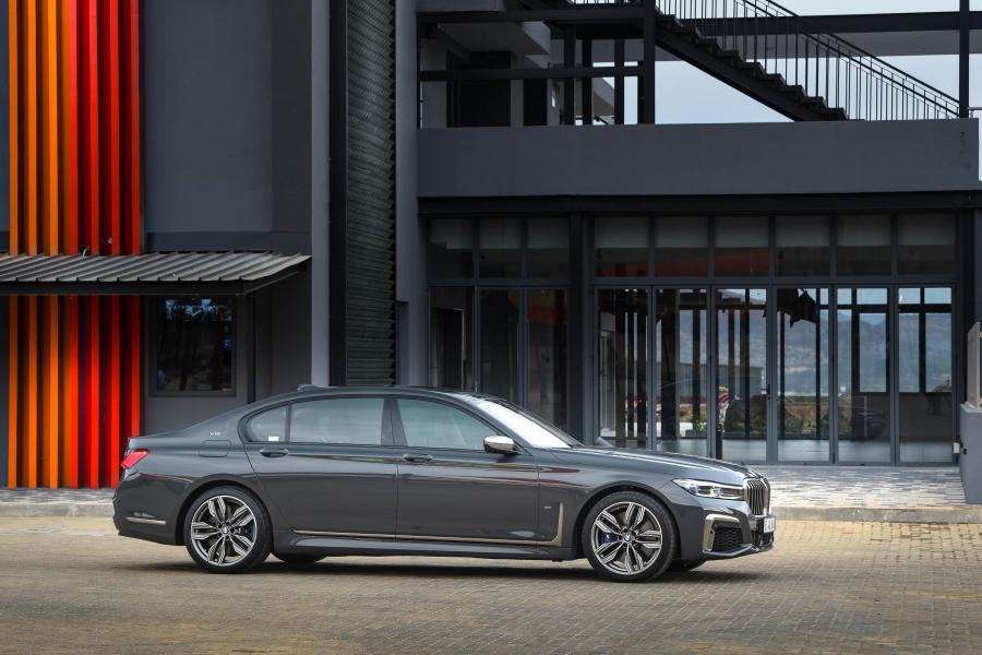  BMW M760Li xDrive (G12) 2019 года  (ZA) (фото 6 из 25)